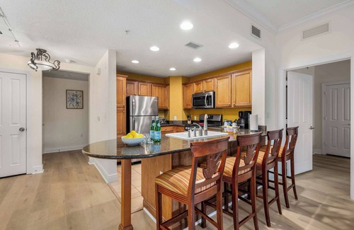 Reunion Apartment | Pool, Golf Course & Reunion view! 6MI to Disney