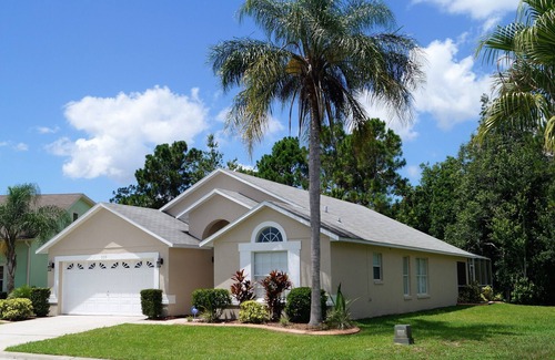 Bridgewater Crossing Villa | Pool heat included from 10/01 to 04/30! Close Disney -15 min- and shops! Privacy