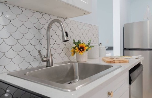West Palm Beach House | POOL Home 2 - Renovated 3bd/2ba near Downtown