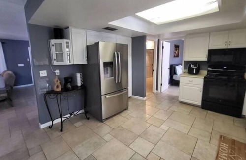 Fruitville House | Pool Home in Central Sarasota