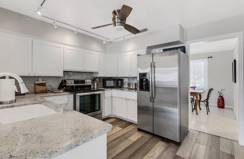 Indian Beach Sapphire Shores House | Pool Home, Walking Distance to Theaters and Museums