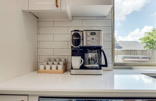 Quail Creek House | Pool~Hot Tub~Sauna~Game Room~near Lake Hefner