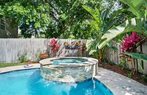 Lincolnville House | Pool, Hot Tub, Walk to Ice Plant, Smart TVs, BBQ