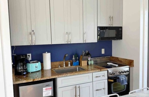 Pisgah Cottage | Pool I Trails I Views Nearby I Gorham's Bluff