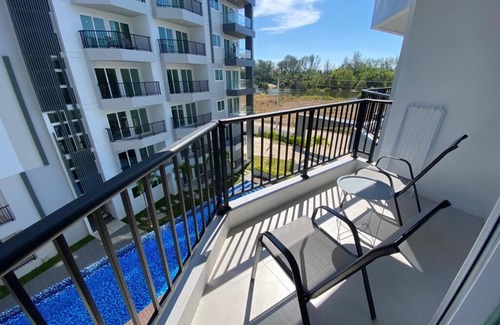 Kram Condo | Pool & Lake View. Wonderful Getaway.