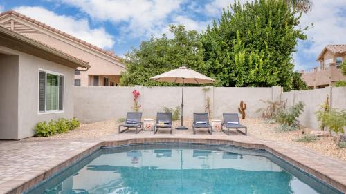 Arabian Crest House | Pool Oasis w Outdoor Bar Dining Grill Pool Table Palo Santo by AvantStay