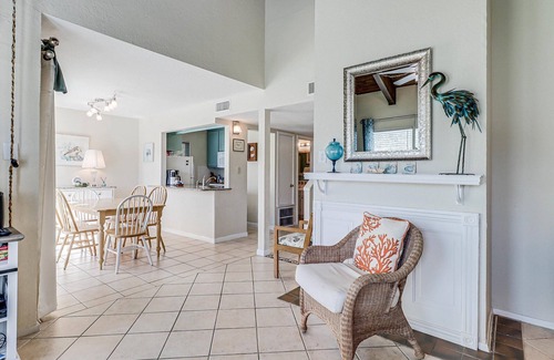 Sailhouse Condo | Pool, Pier, Boat dock, Ramp and Trailer Parking, Tennis Courts.