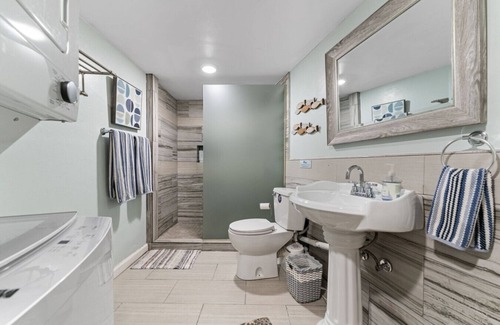 La Playa House | Pool side hideaway near beaches and fun!