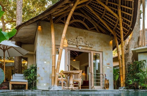 Melayang House | Pool Suite Room Resort & Spa Beautiful Paddiew File View