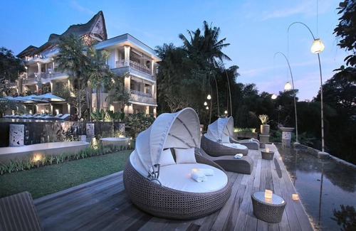 Melayang House | Pool Suite Room Resort & Spa Beautiful Paddiew File View