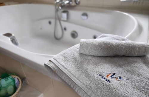 Ribeira Grande House | Pool suite with marble bath in exotic fruit orchard