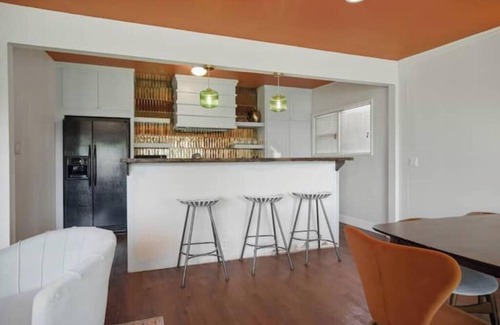 Lubbock House | Pool Table : Sleeps 8 : 5 min to TTU