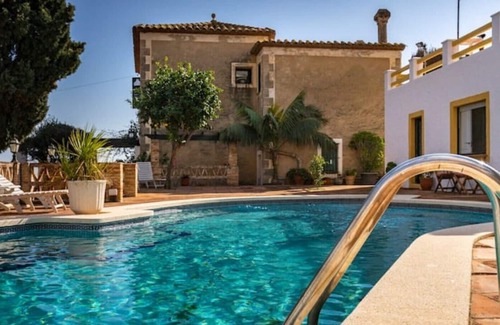Premia de Dalt Apartment | Pool, terrace and stunning views