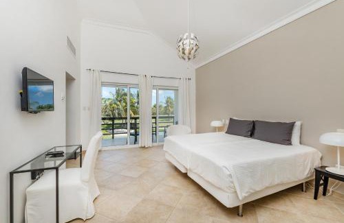 Bavaro Villa | Pool View Villa with Jacuzzi & Chef at Cocotal Golf & Country Club