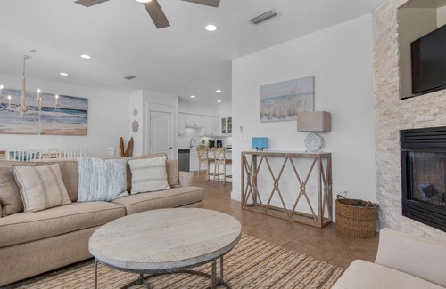 SeaNest Village Condo | Pool Views, Minutes to Beach, Ground Floor Unit + Free Attraction Tickets!