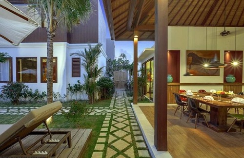 Central Seminyak Villa | Pool Villa 3655 six bedrooms in Seminyak