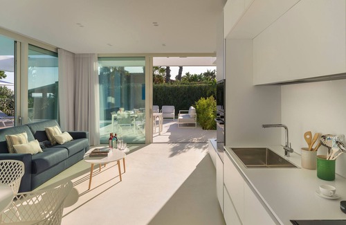 Punta Milocca Villa | Pool villa few steps from the sea, Siracusa