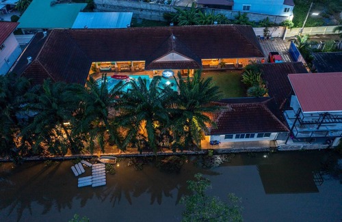 Nong Prue Villa | Pool Villa for Families and Party