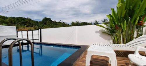 Sattahip Villa | Pool Villa Sattahip White House