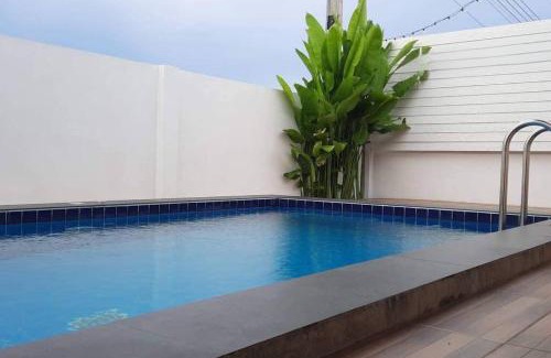 Sattahip Villa | Pool Villa Sattahip White House