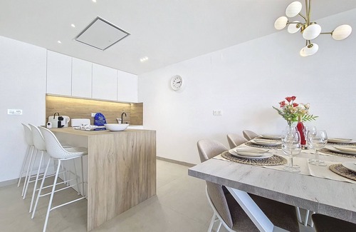 Mar de Cristal Apartment | Poolside apartment, close to the beach
