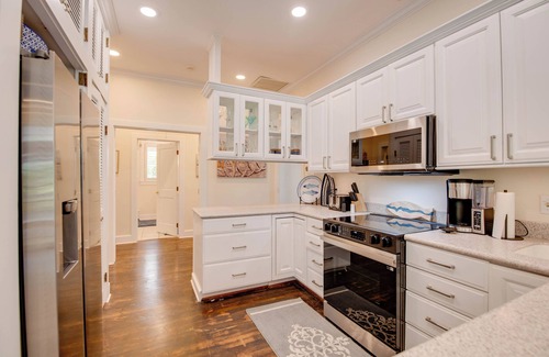 Midtown House | Poolside Paradise | Historic Charm, Heated Pool, & Midtown Key West Living!