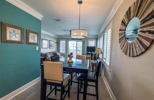 Holiday Isle Apartment | Poolside Villas #203