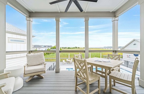 Georgetown House | Poolside Villas @ Winyah Bay Club!