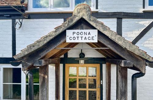 New Forest District House | Poona Cottage