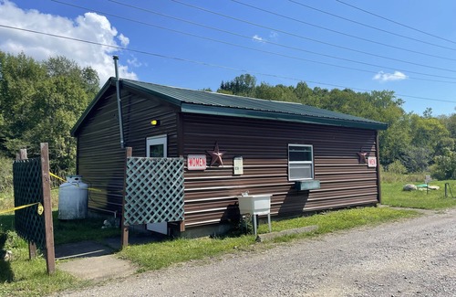 Black Creek RV Rental | Pop Up Camper on Ischua Creek @ Campground Adventures