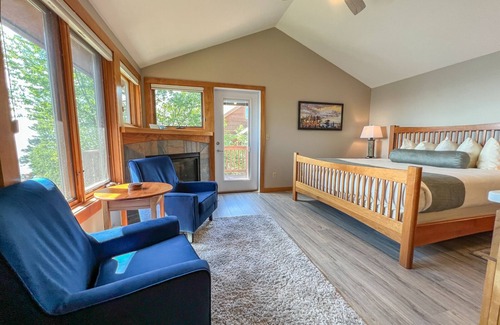 Lutsen Hotel | Poplar River Condos 513 - Lake Superior - Lutsen, MN