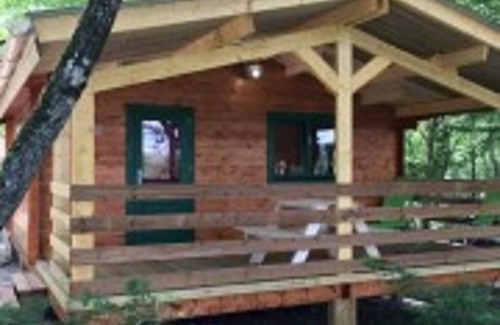 Peyrignac Ski Chalet | Poppies -
