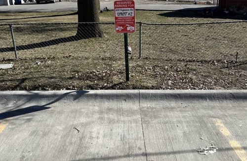 Aksarben - Elmwood Park Apartment | Poppleton Place - Central Omaha, Zoo, CHI Nearby