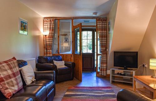 Baglan House | Poppy Cottage - Uk40102