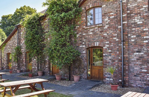 Skewen Cottage | Poppy Cottage - UK40102