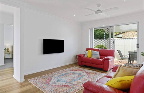 Bateau Bay Villa | Poppy's Place - Coastal Inspired Escape