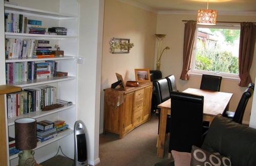 Ullapool Cottage | Popular Comfortable Well Equipped Cottage in Peaceful Ullapool Street w Parking