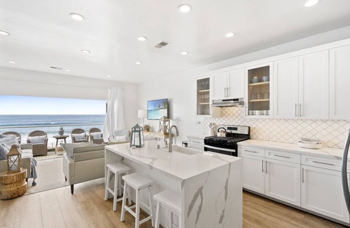 South Oceanside Apartment | Popular New Beach House on Sand, Private Fire Ring