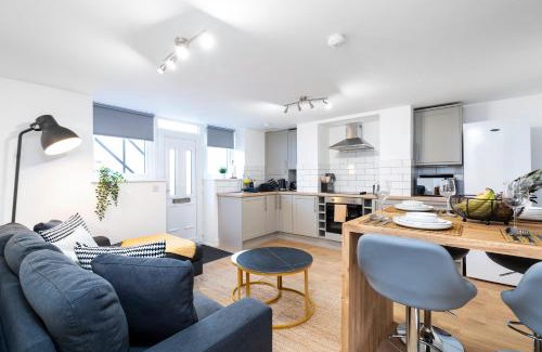 Leeds Apartment | Popular Two Bed Apt in Leeds City