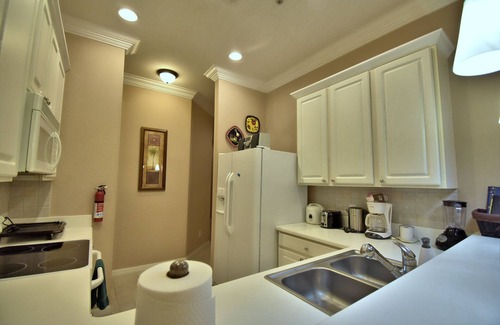 Bahama Bay Resort | Porcelain Tile Throughout King, Queen, and Twins Beds
