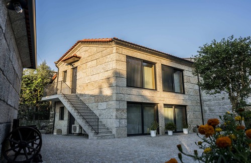 Fafe Cottage | Porch House