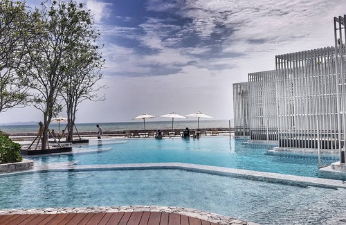 Na Chom Thian Apartment | Porch Pattaya by Fridyer