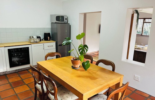 Constantia Cottage | Porcupine Lodge