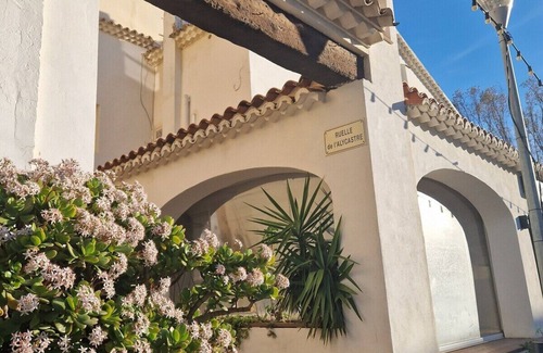 Porquerolles Apartment | Porquerolles island: T3 air-conditioned sea view