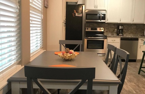 Port Aransas House | Port A on the Horizon! 1B/1 Bath, Heated Pool, Sleeps 6