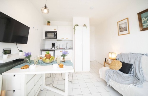 Le Couchant Apartment | Port Athéna by Interhome