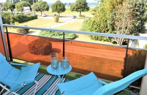 Dinard Apartment | Port Blanc by Interhome