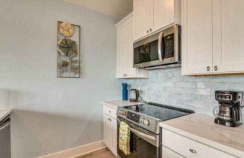 Galveston House | Port Bolivar Beach House w/Oceanfront Views!