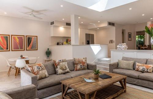 Port Douglas House | Port Douglas Mirage Villa 433 - Beachfront