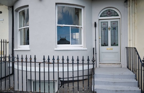 Ramsgate House | Port front on property Paragon!